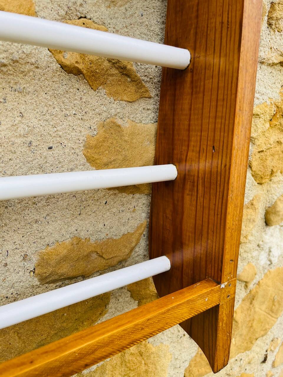 Vintage oak towel rack/wall-mounted bracket, circa 1970s