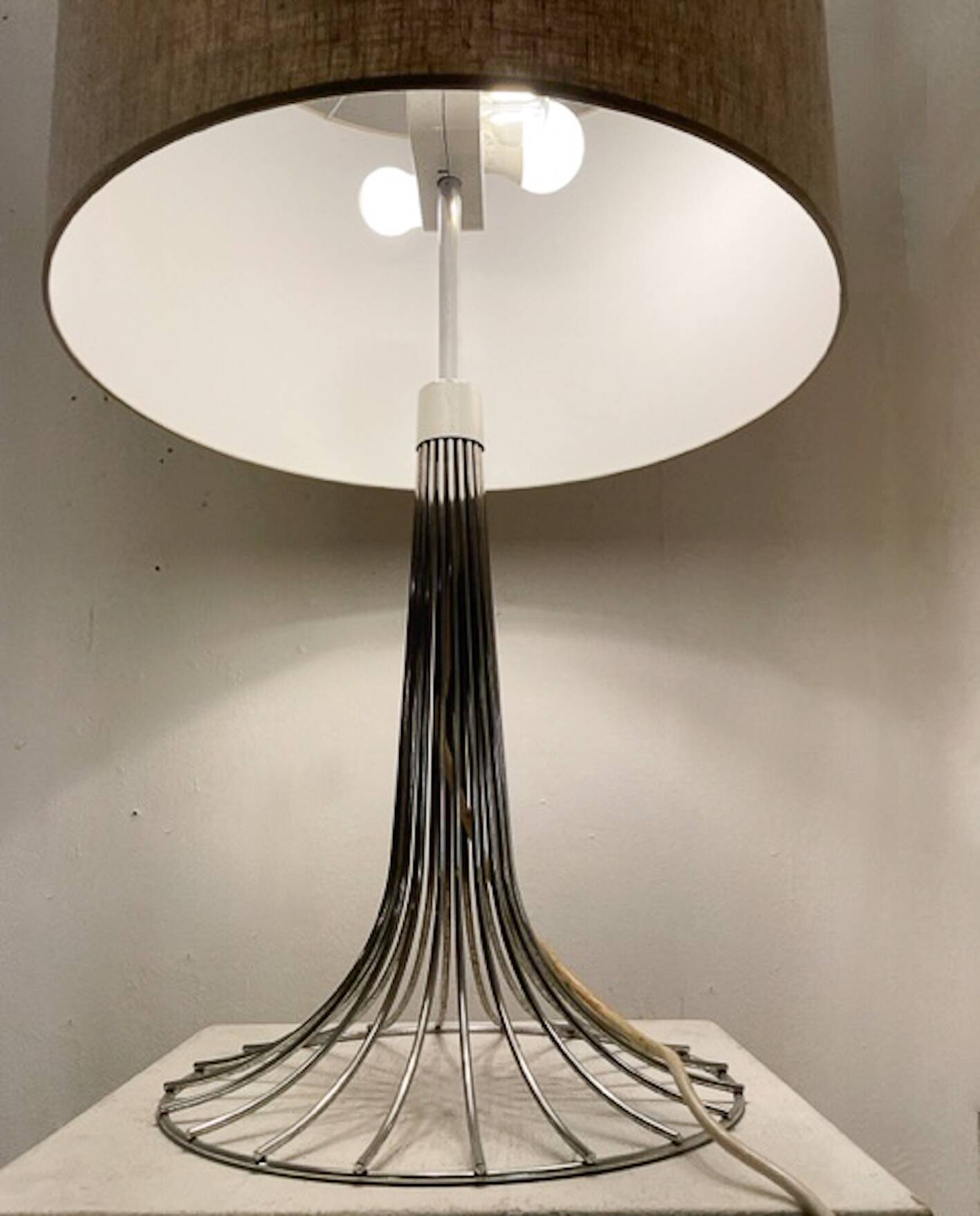 Space Age chrome lamp from the 1970
