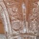 Vase en verre sculpté