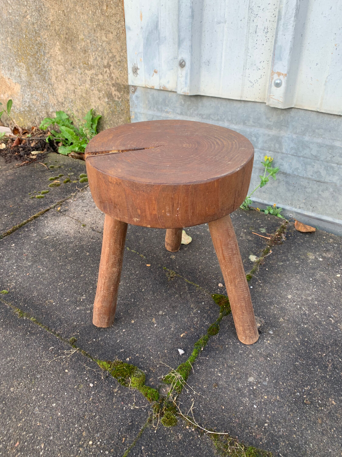 Antique milking stool to repair
