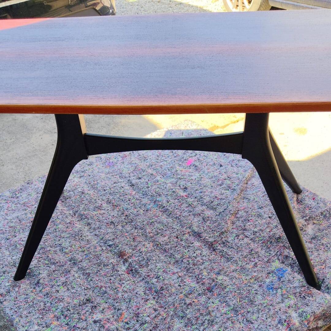 Vintage Scandinavian coffee table in teak with black legs - 1960s