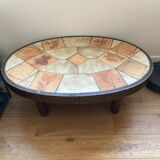 Vintage ceramic and wood oval coffee table