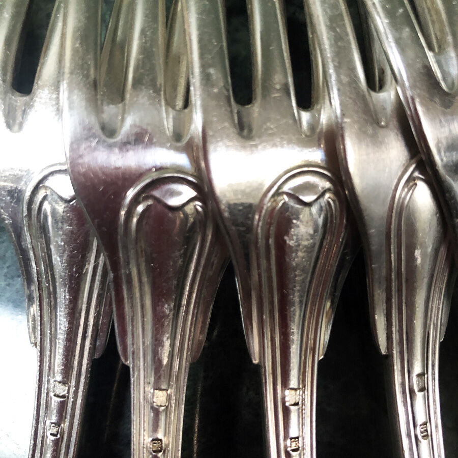 Monogrammed violin housewife