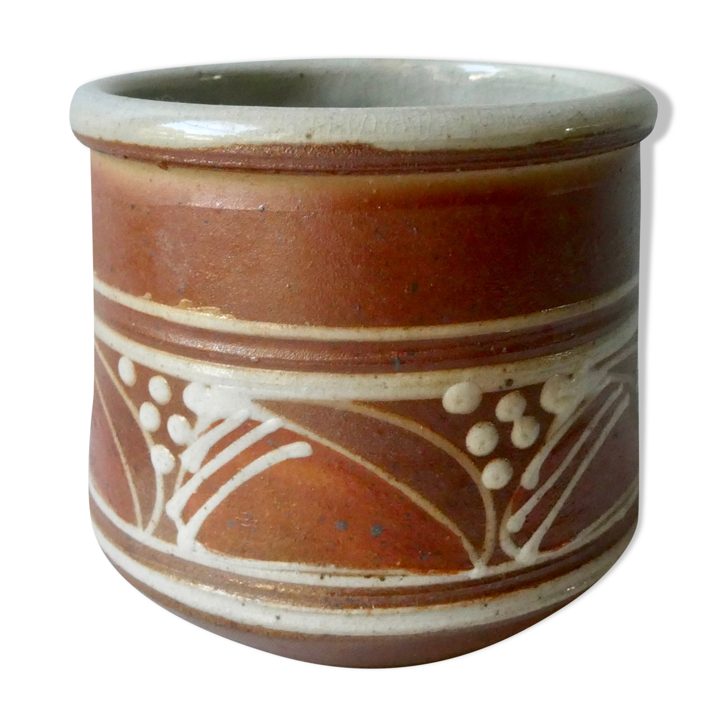 Pot, sandstone pot cover Katrin Dechaud and Roland Bottani, la Borne