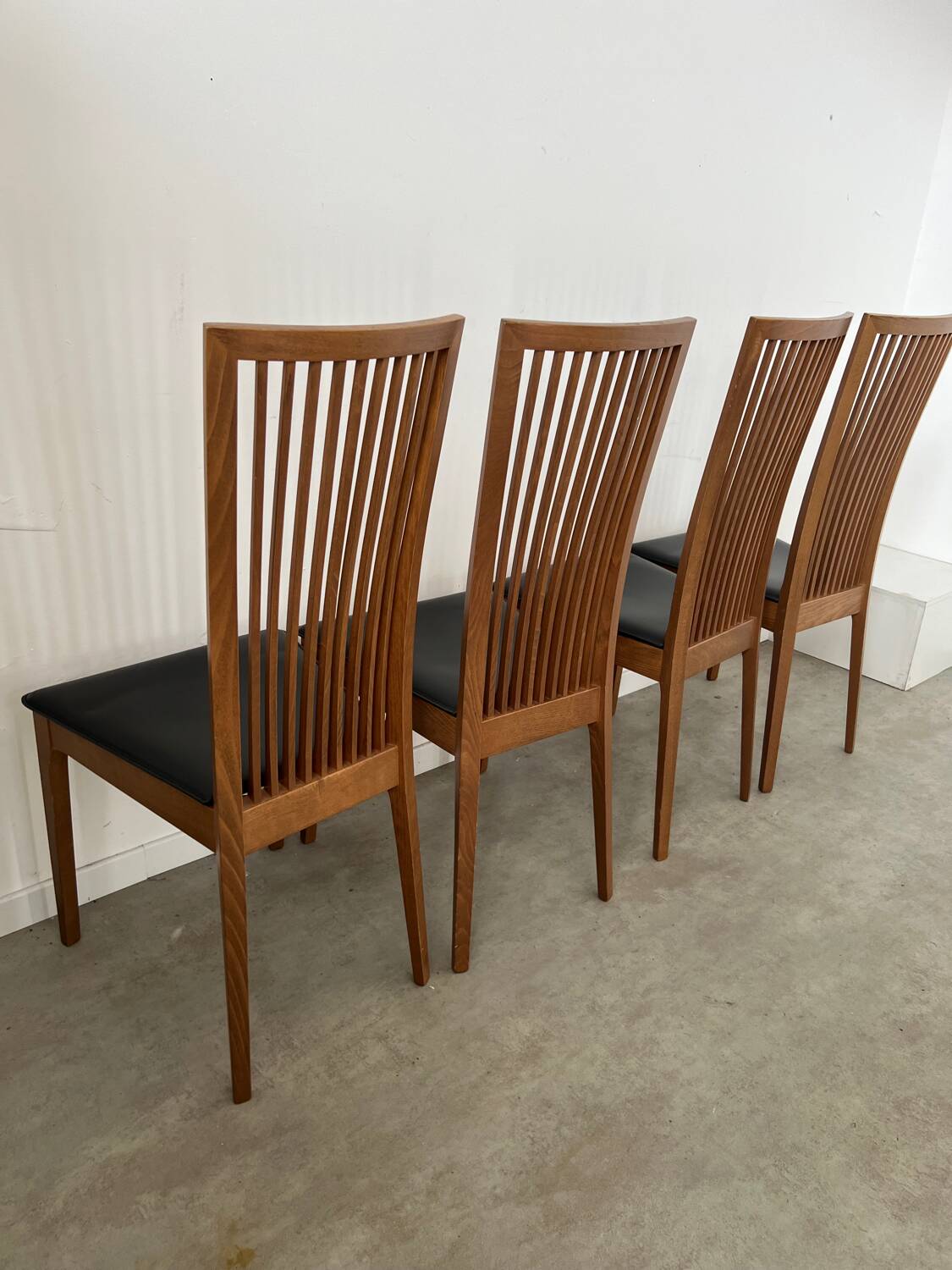 Set of 4 high back chairs in wood and imitation leather Italian design Calligaris