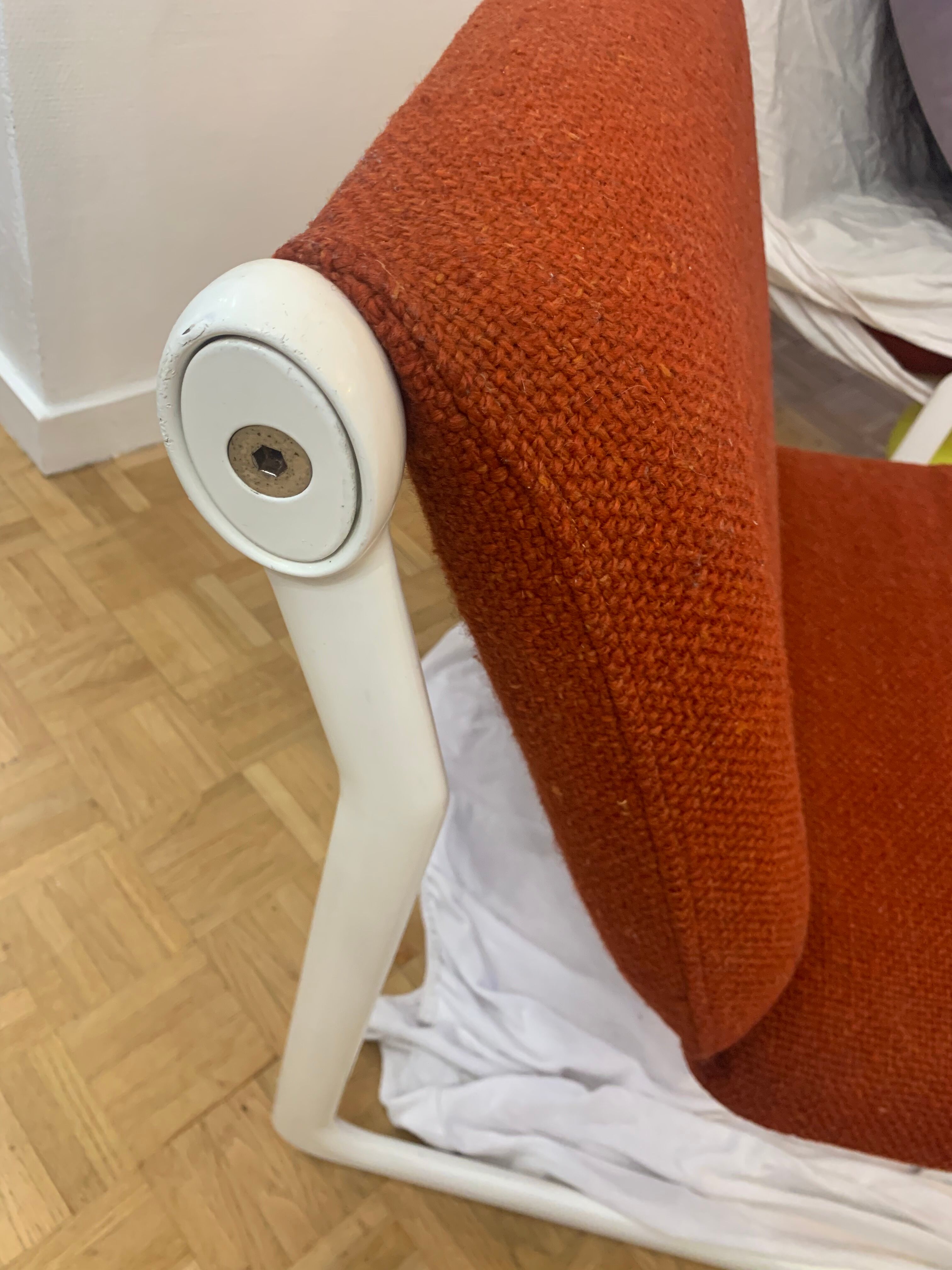 Knoll Sling armchair