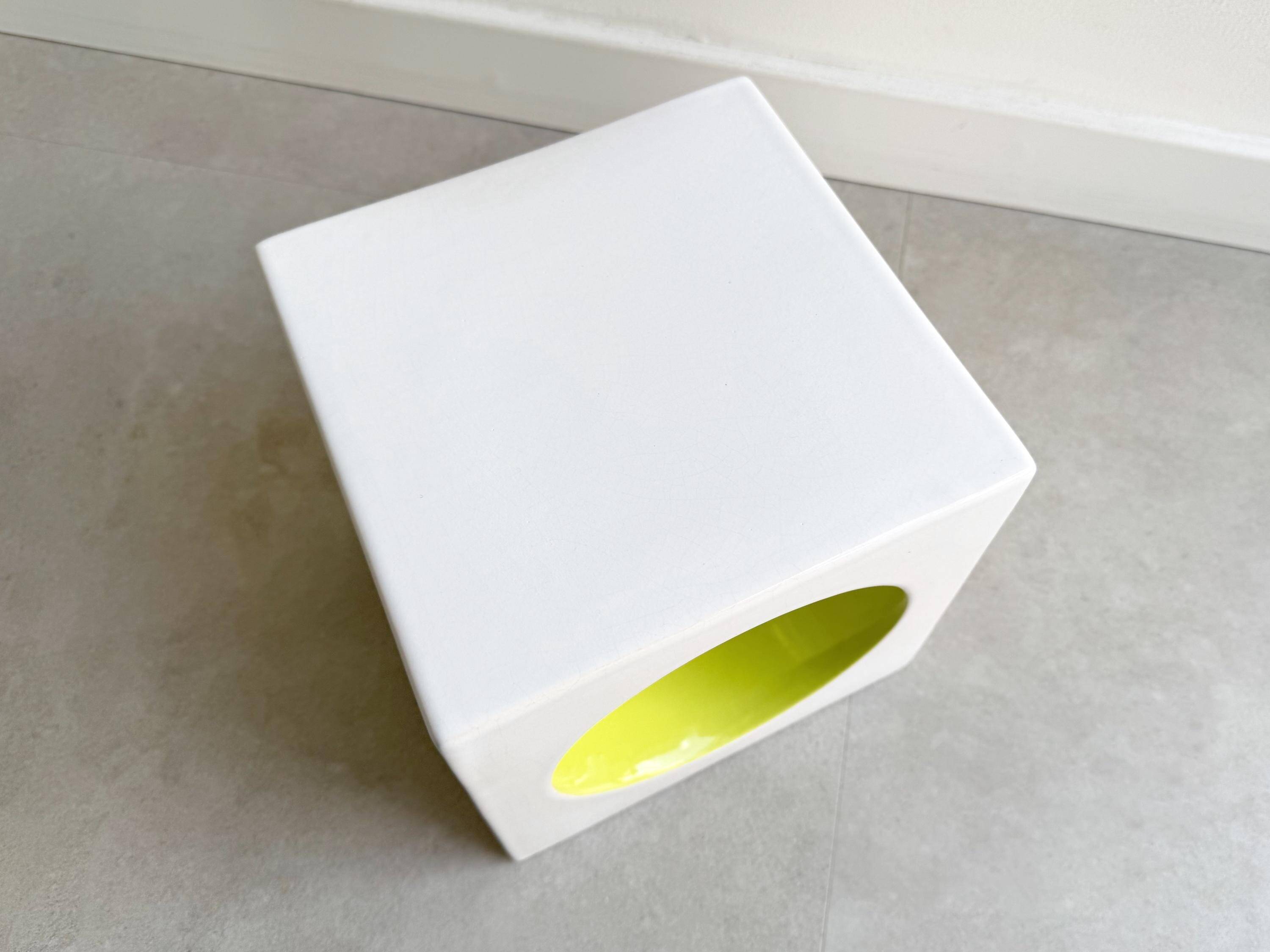 Vintage pop art cube vase / bowl white and green