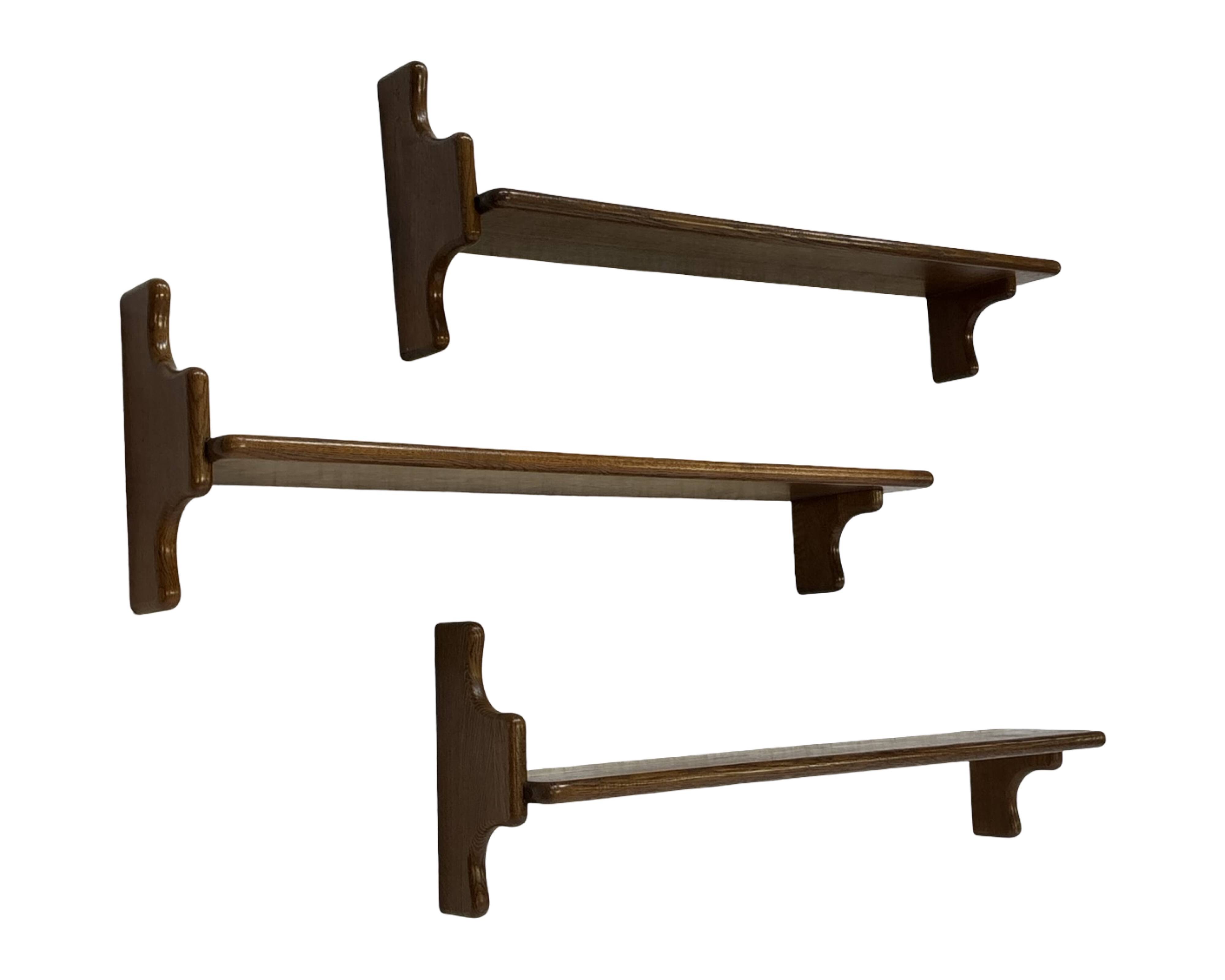 Ensemble vintage de 3 étagères murales en chêne, style minimaliste
