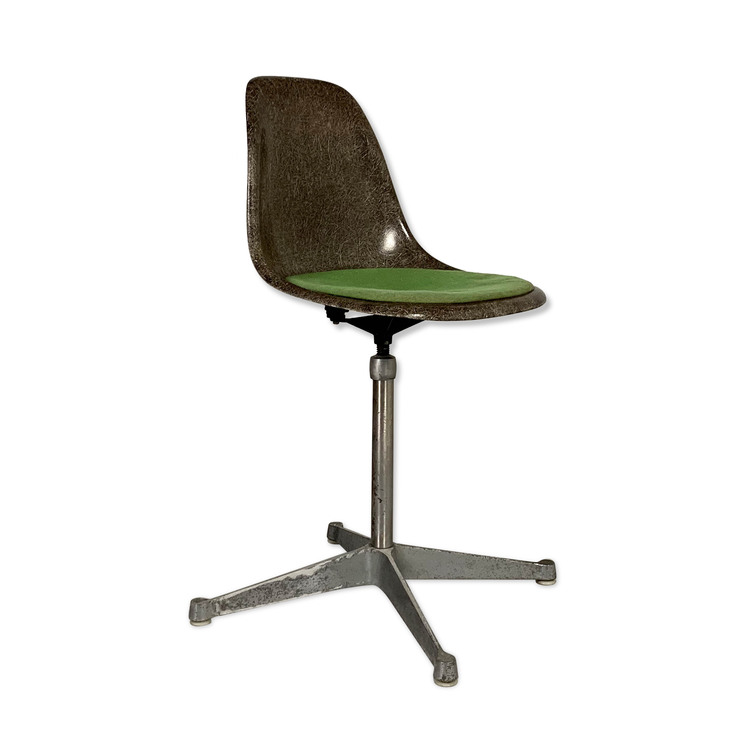 Chaise de bureau DSW pivotante par Charles & Ray Eames pour Herman Miller, 1980