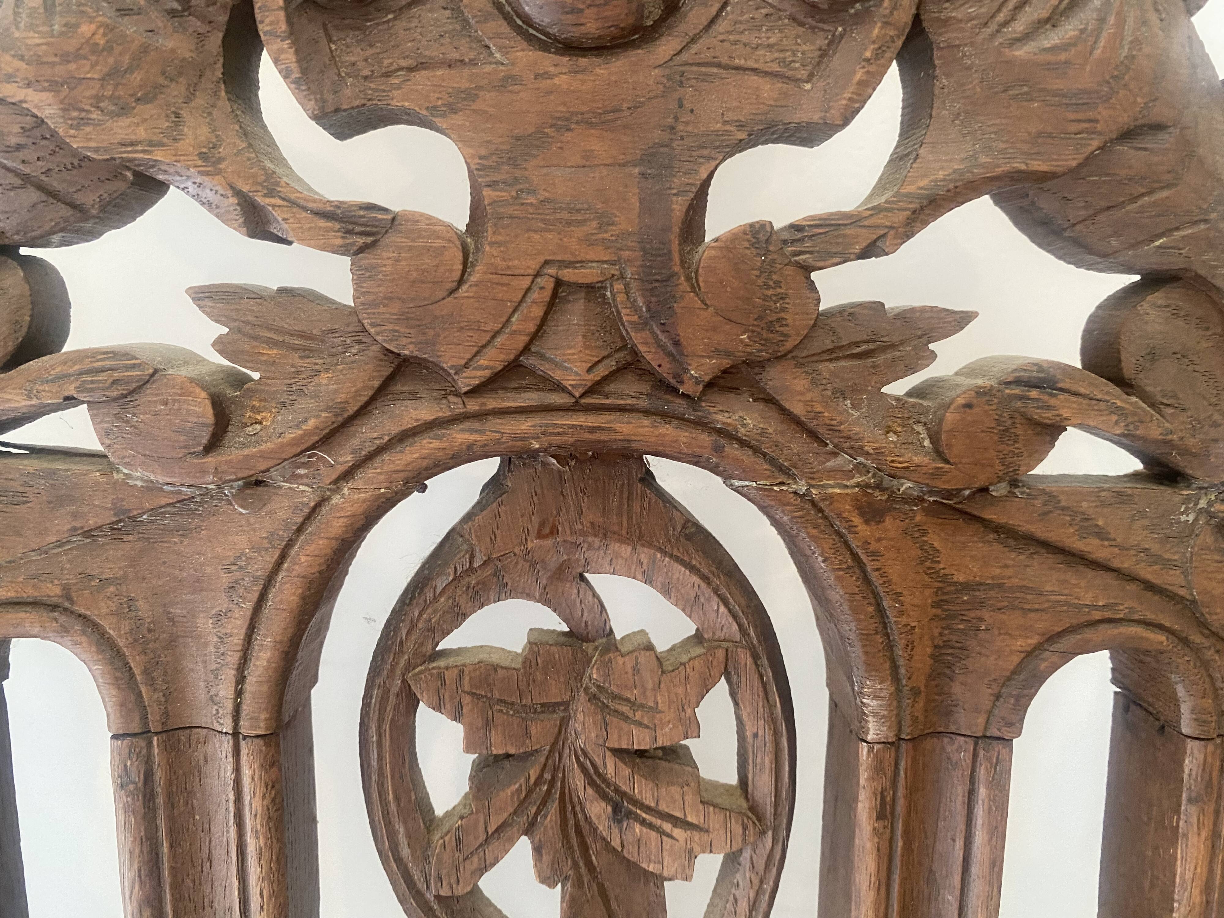 Pair of 2 Henri II neo-renaissance carved lion head chairs