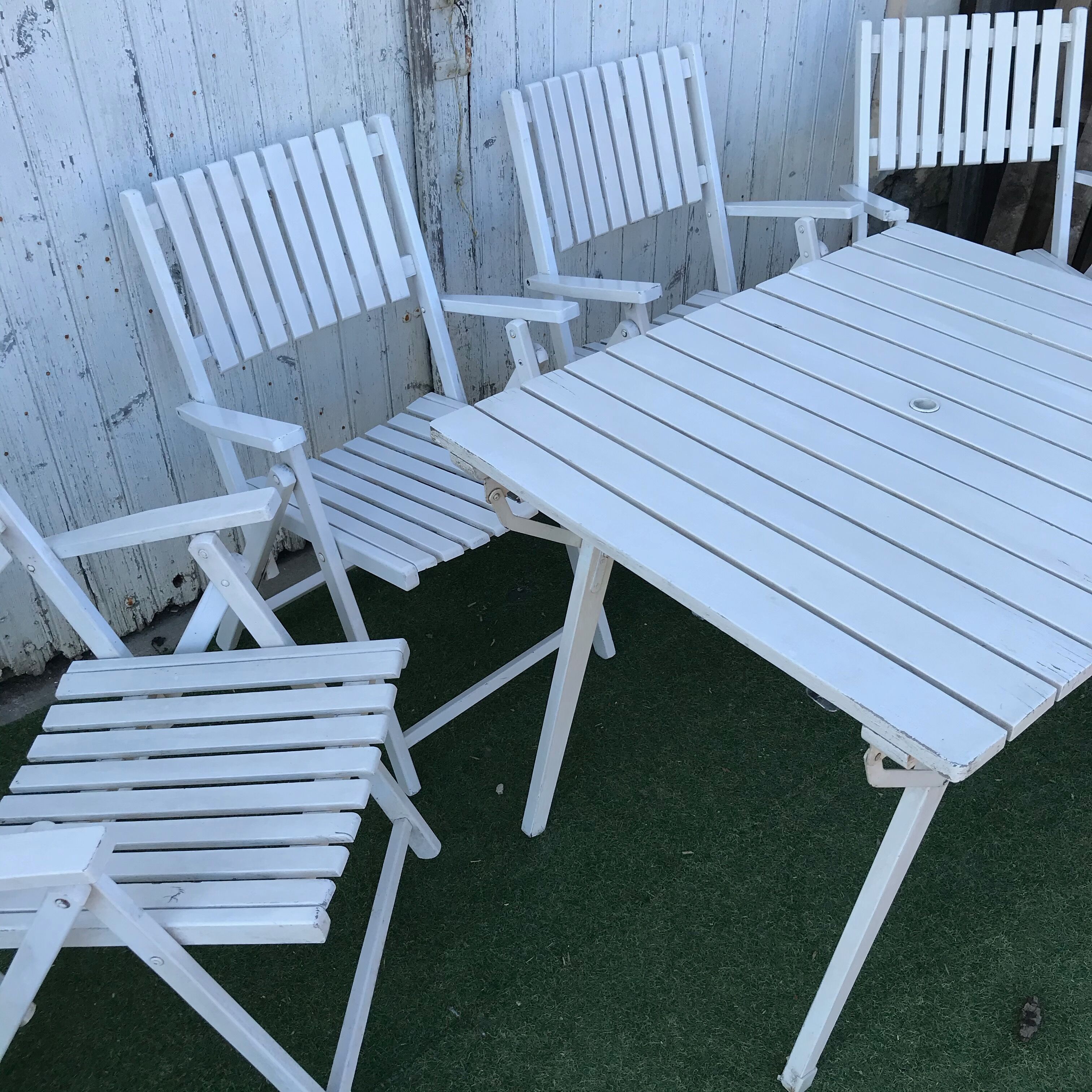 Vintage wooden garden salon