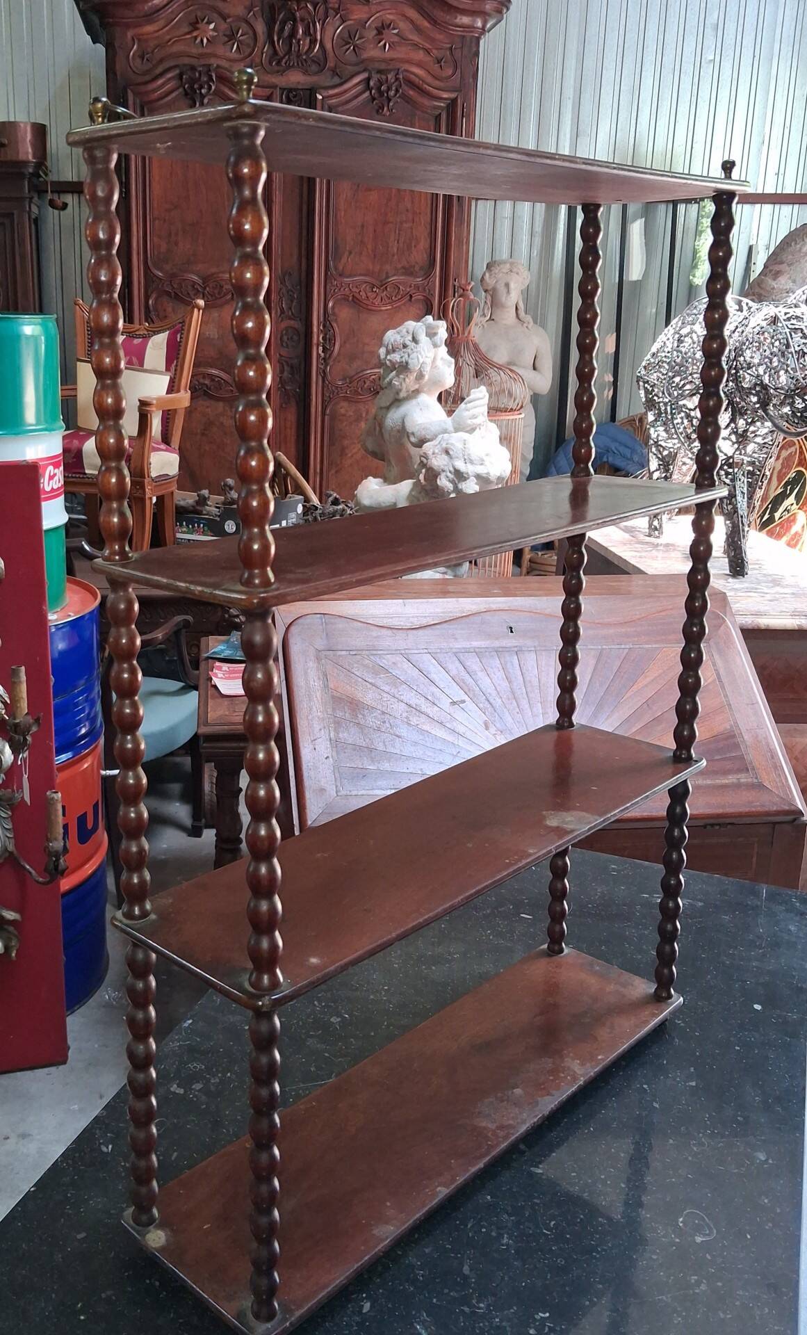 Wall Shelf or Display in Mahogany with Twisted Columns, Late 19th Century