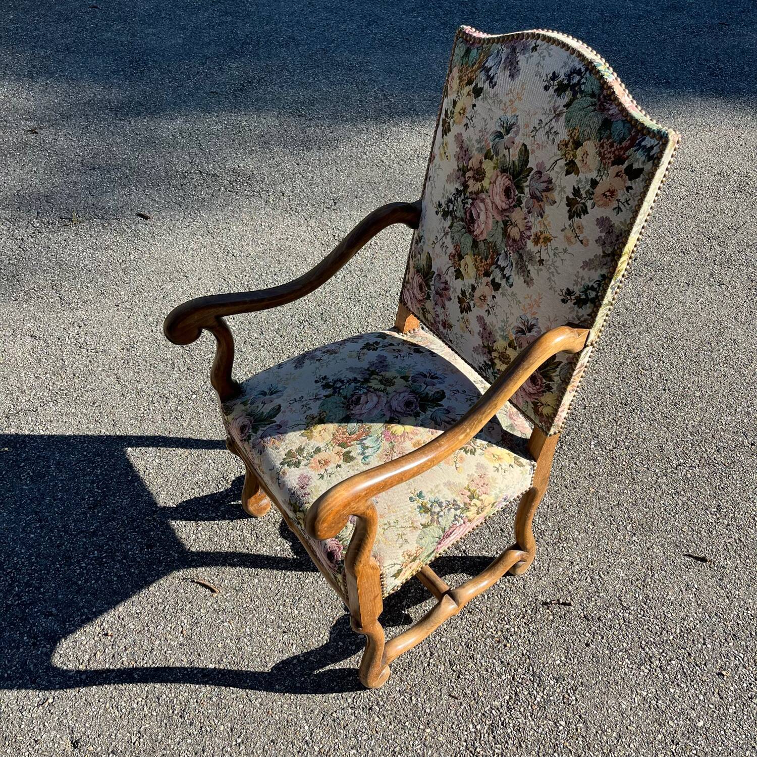 Fauteuil et chaise style Louis XIII