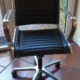 Desk chair