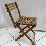 Chaise ancienne pliante en bois