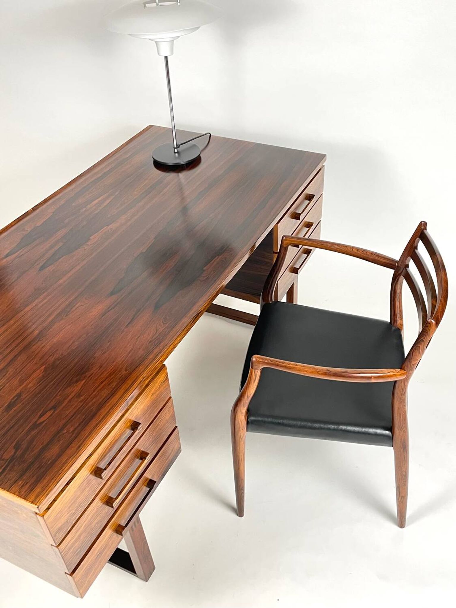 Danish Modern ( Mid-Century ) desk by Torben Valeur for DYRLUND, 1960s