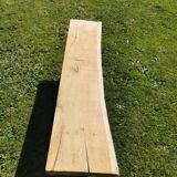 Old brutalist art bench, in natural raw oak