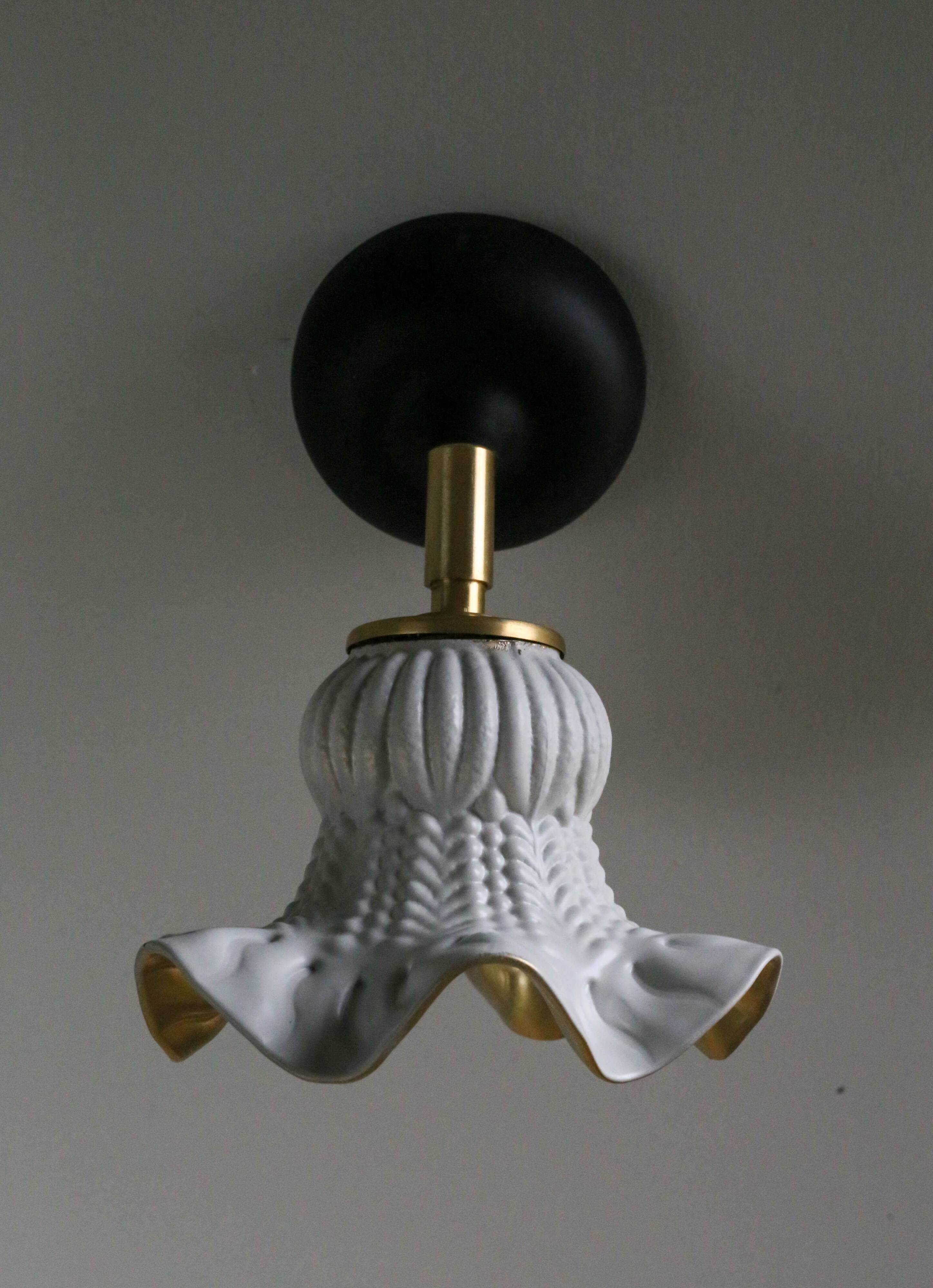Antique wall light in gray and gold painted glass - brass socket