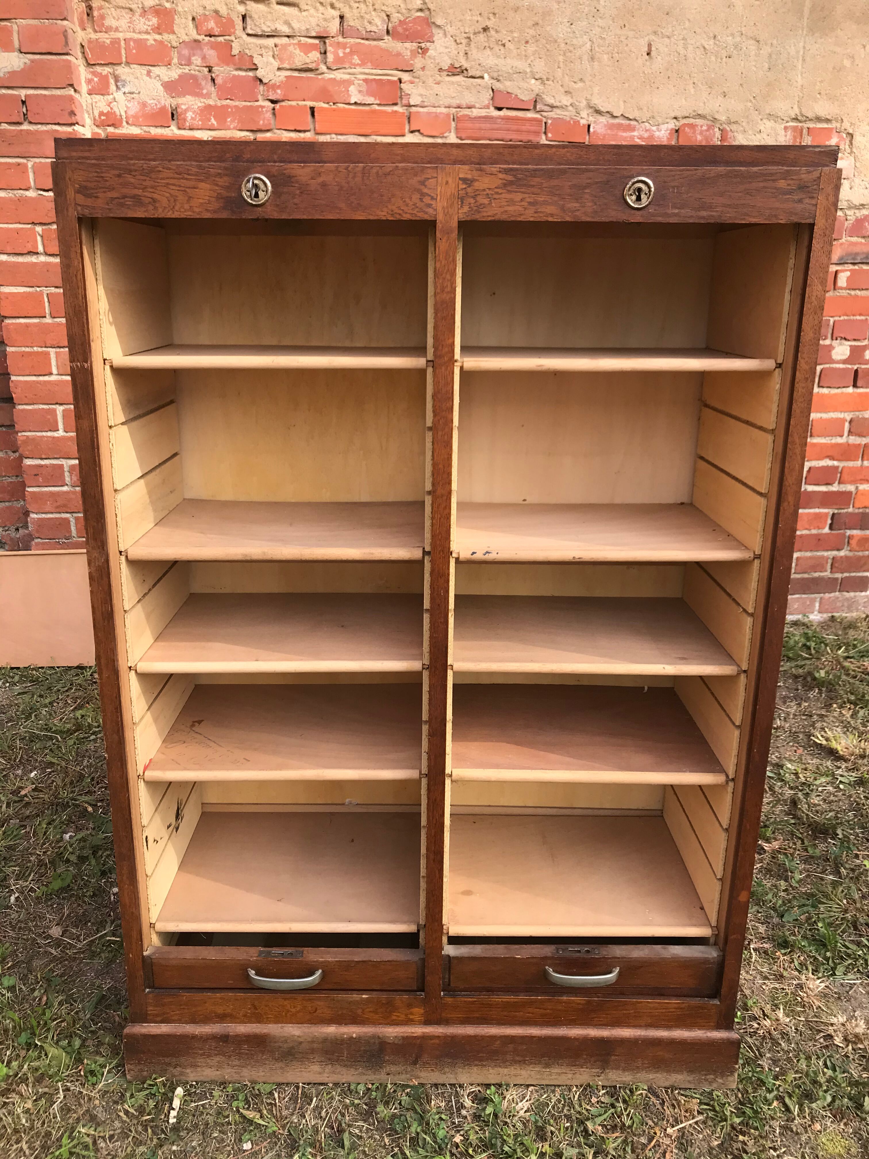 Furniture binder with oak notary curtains