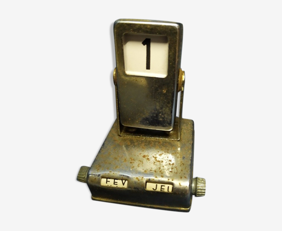 Calendrier perpétuel de bureau tournant rotatif ancien Vintage | Selency Calendrier perpétuel de bureau tournant rotatif ancien Vintage | Selency