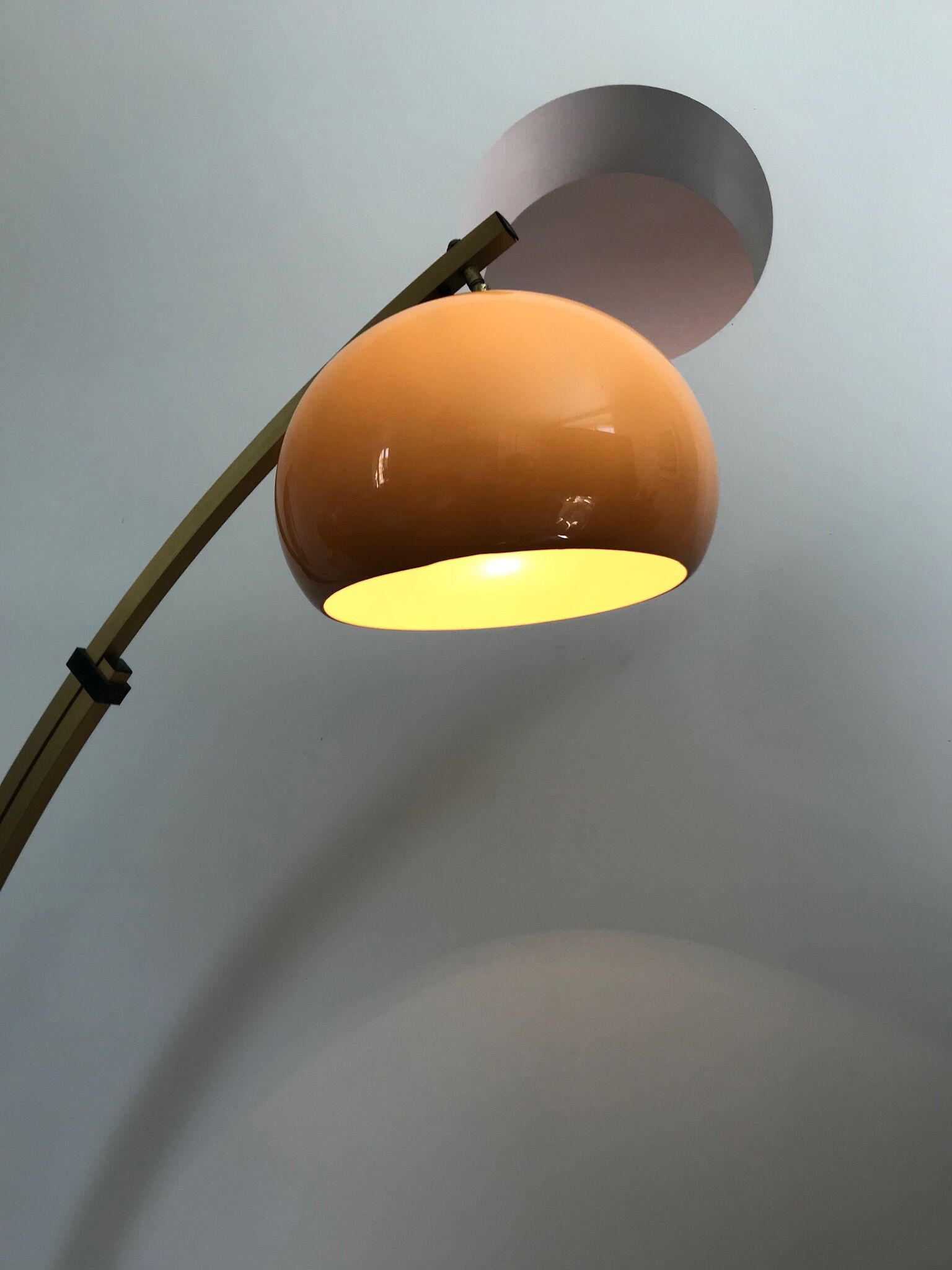 Arc floor lamp gilded stretch 70s