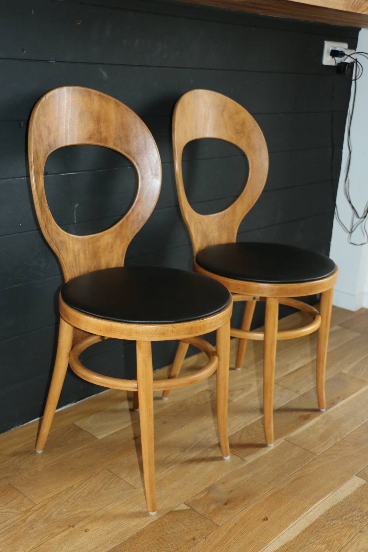 2 baumann chairs, seagull, dark beech, black imitation leather