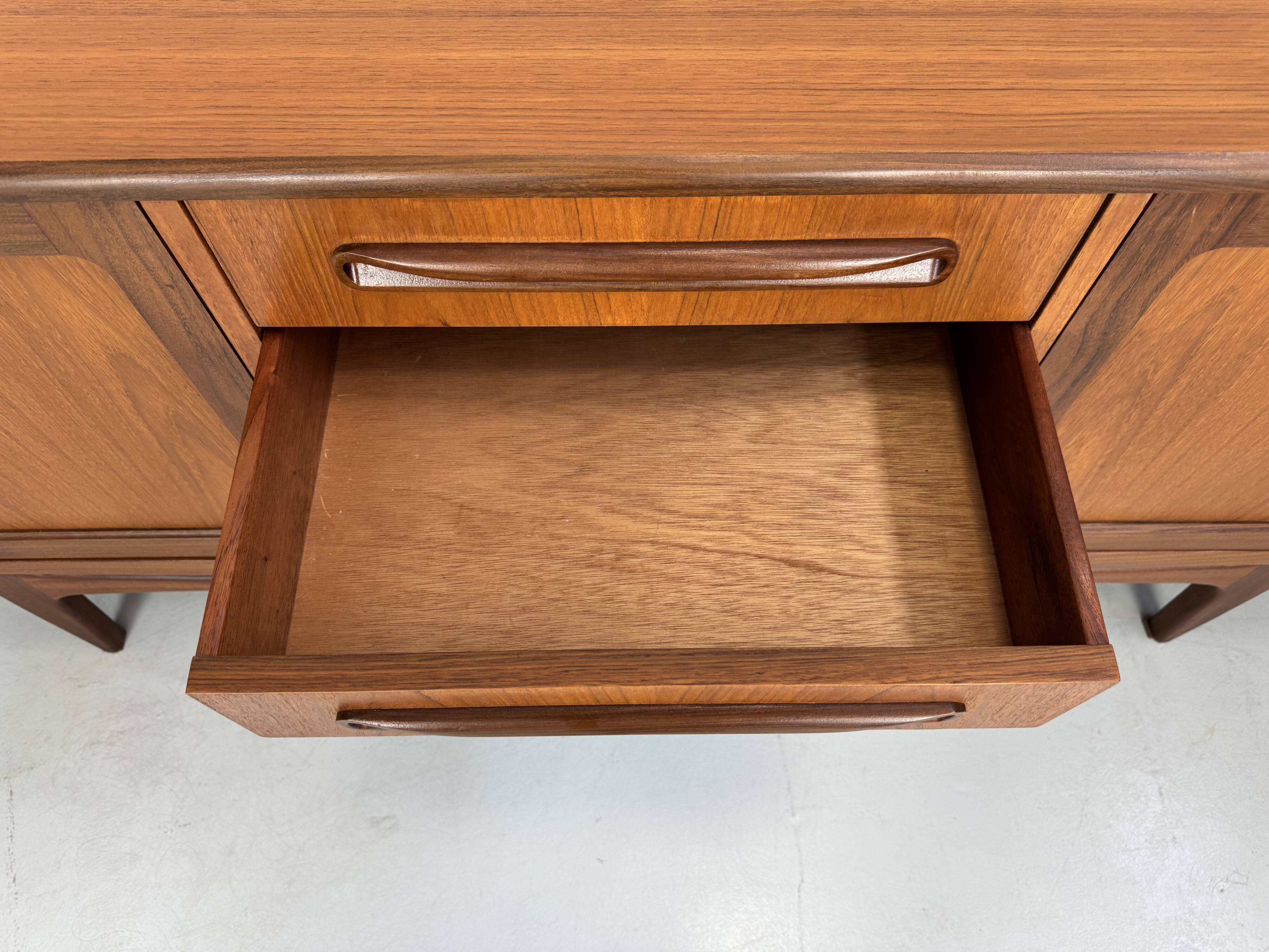Vintage "Fresco" dressoir van G-Plan