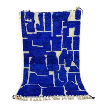 Berber wadi zem rug in blue color, size 150 x 250 cm