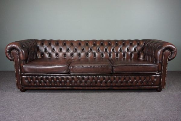 Chesterfield sofa in cowhide, 4 seats