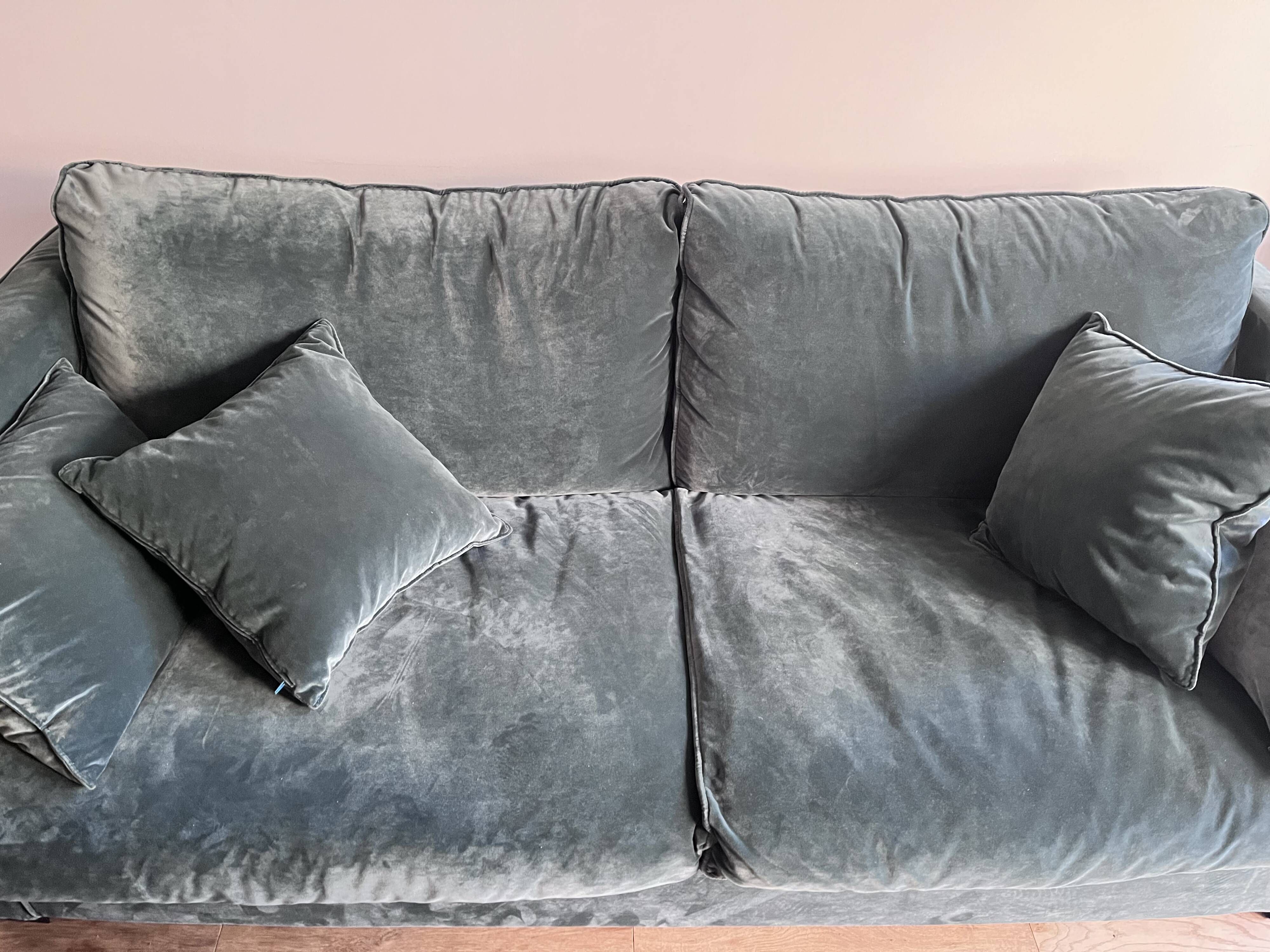 Green velvet sofa AMPM