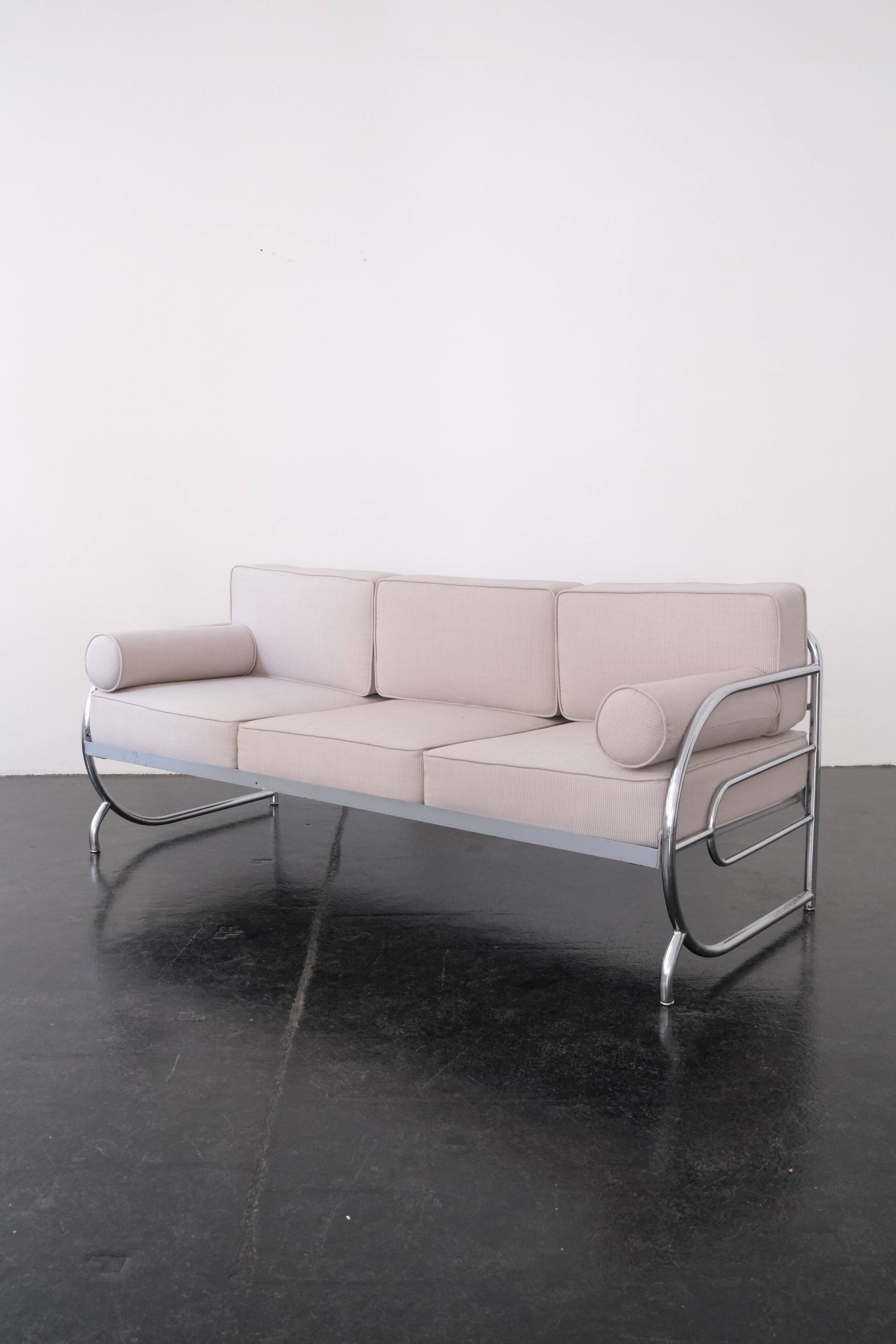 Canapé inspiré du Bauhaus