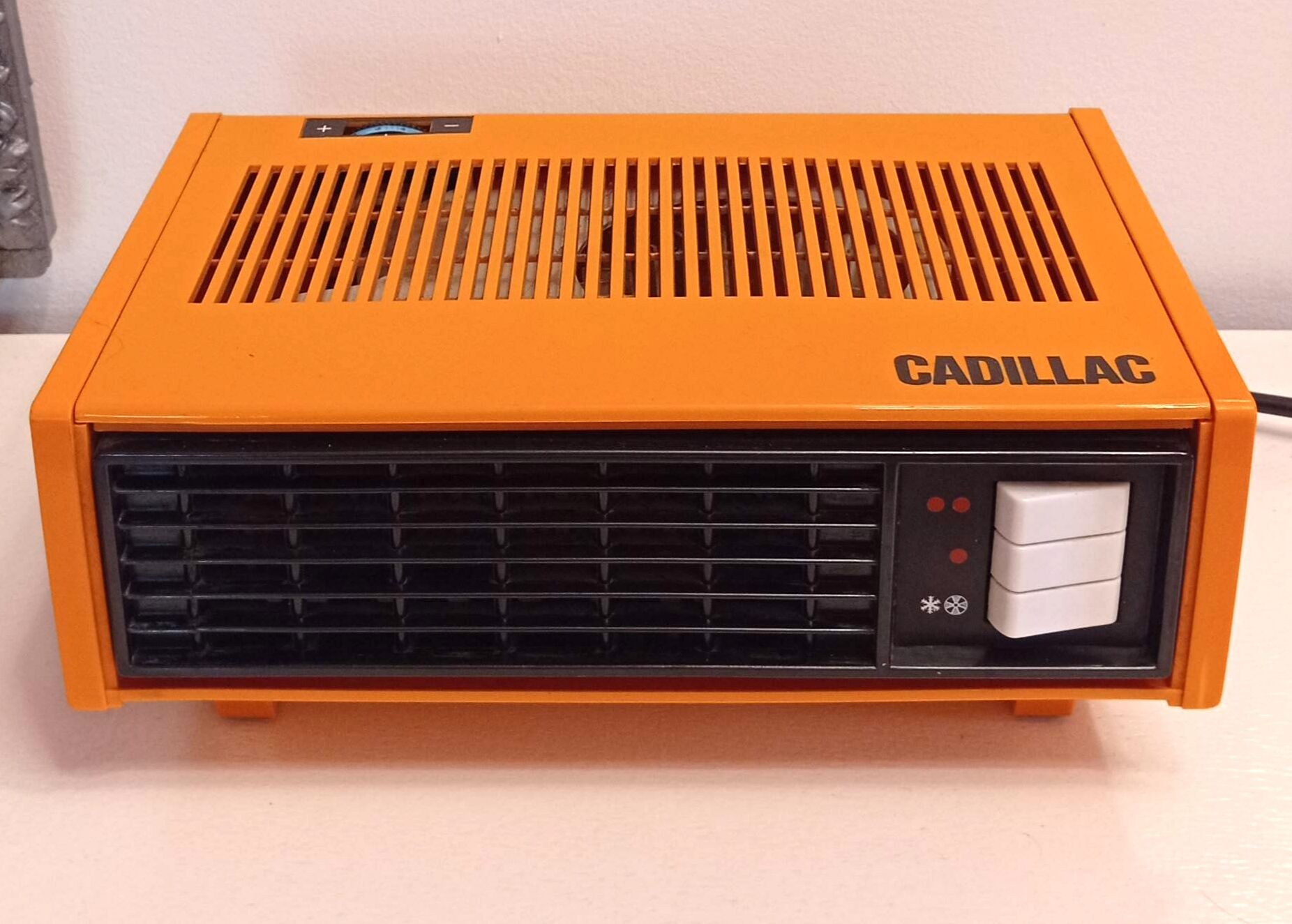 Ventilateur vintage cadillac orange