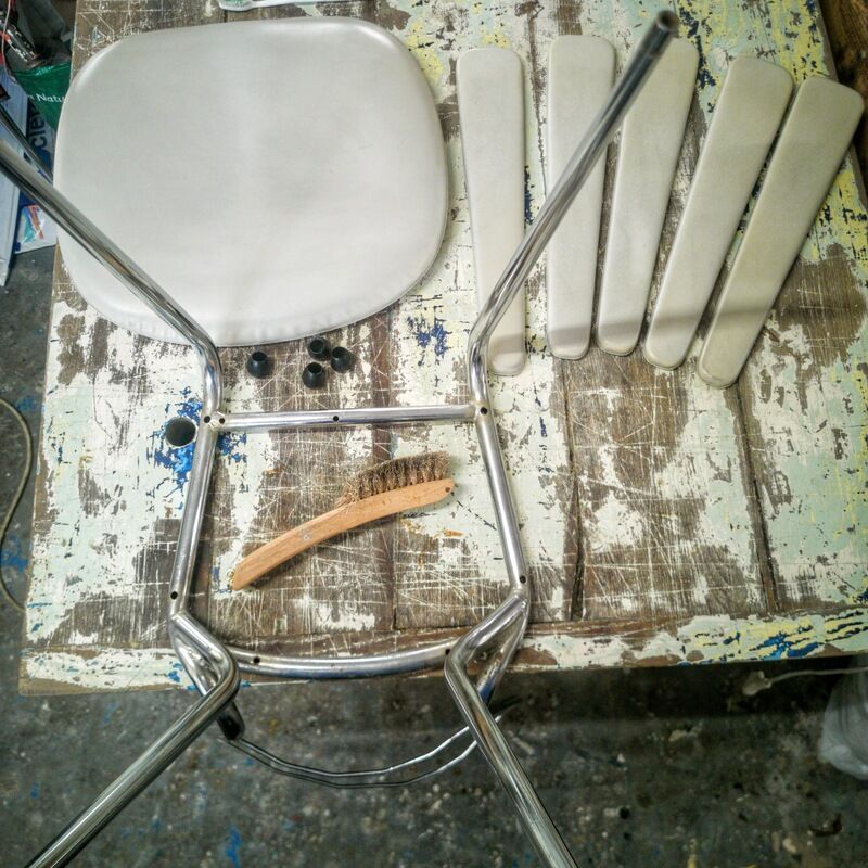 Vintage petal chair