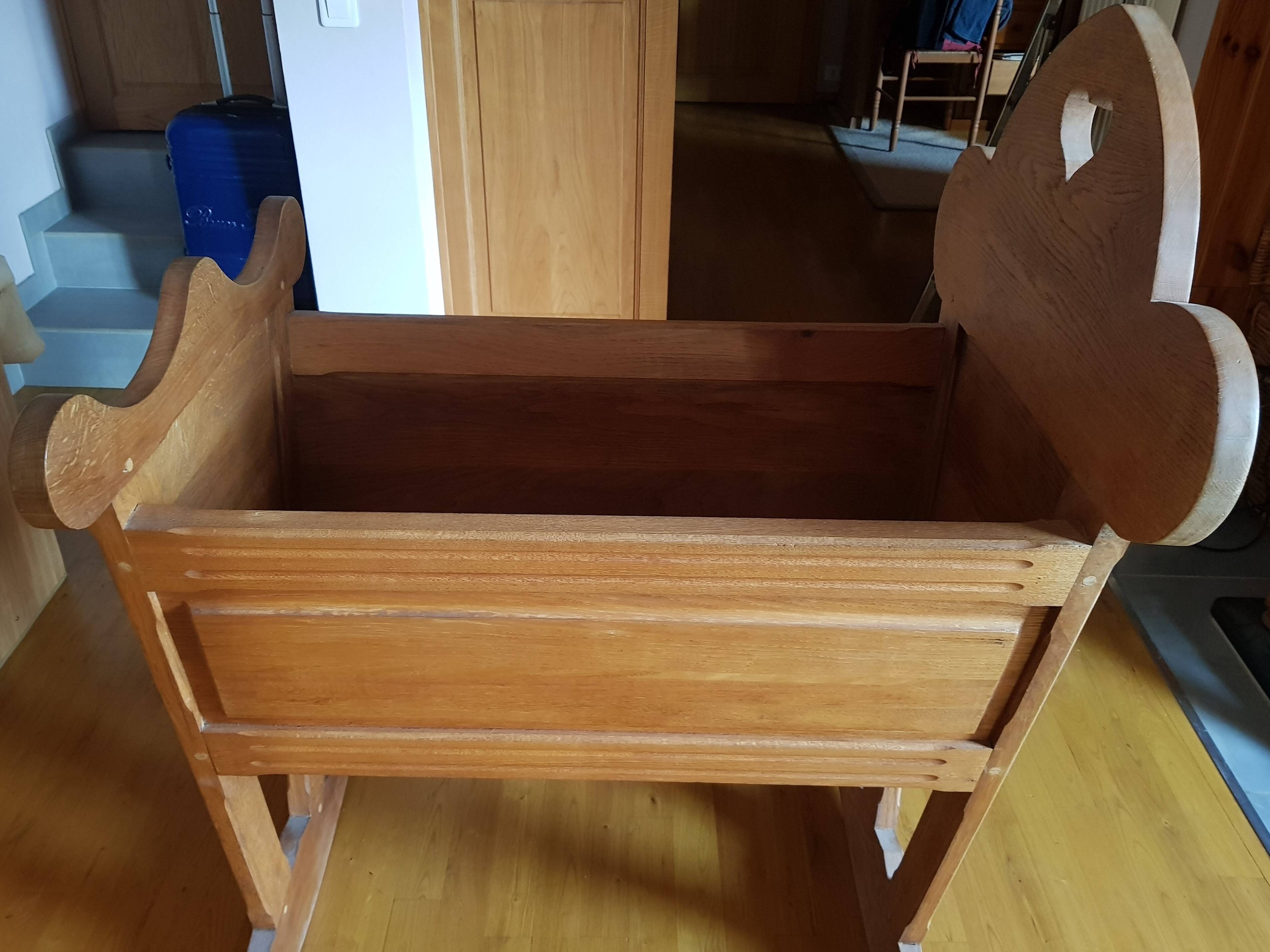 Berceau ancien chêne massif