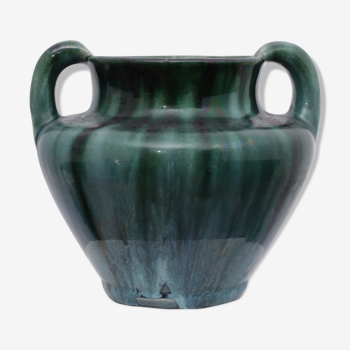 Green sandstone pot vase