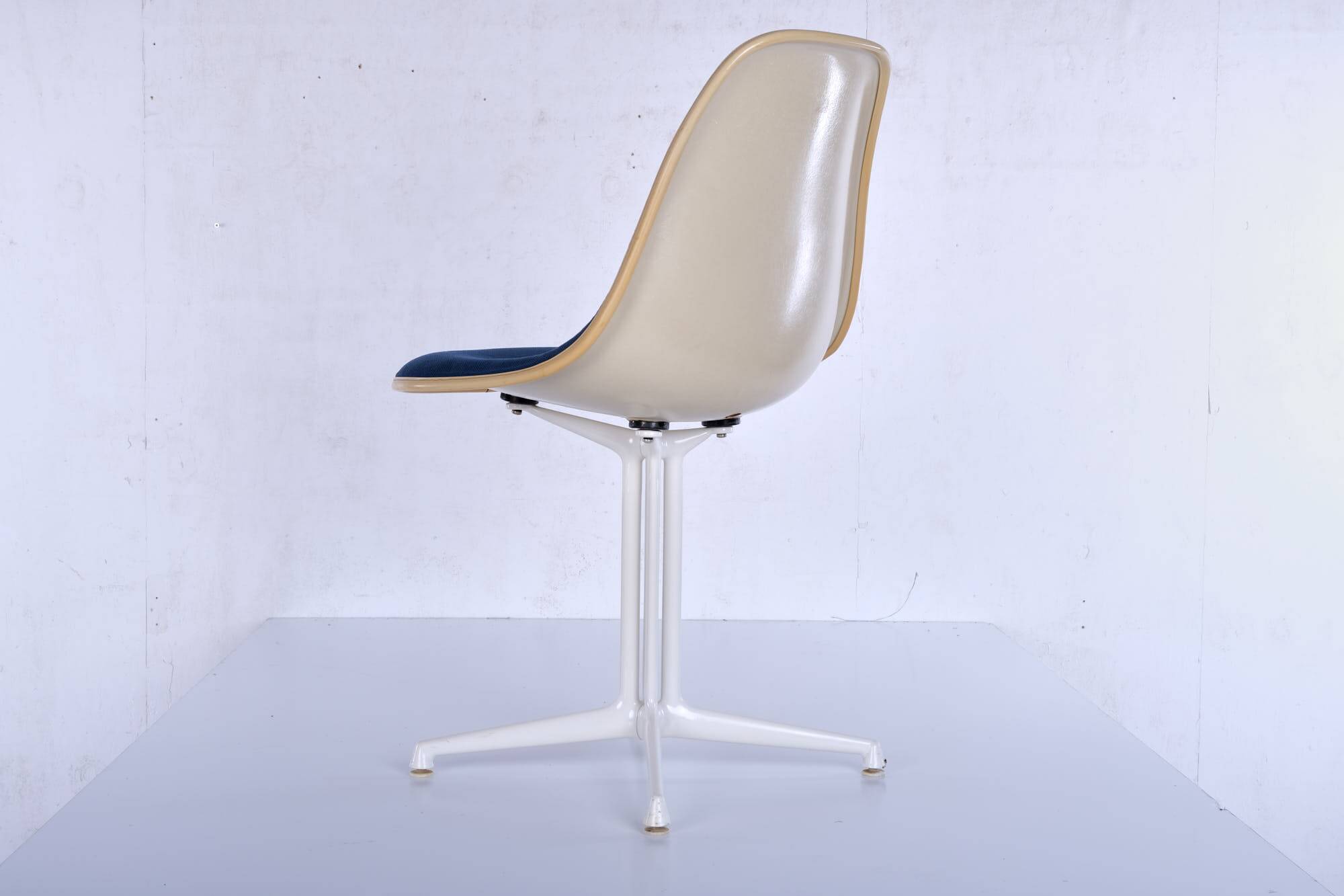 Herman Miller Vintage Blue La Fonda Fiberglass Dining Chair