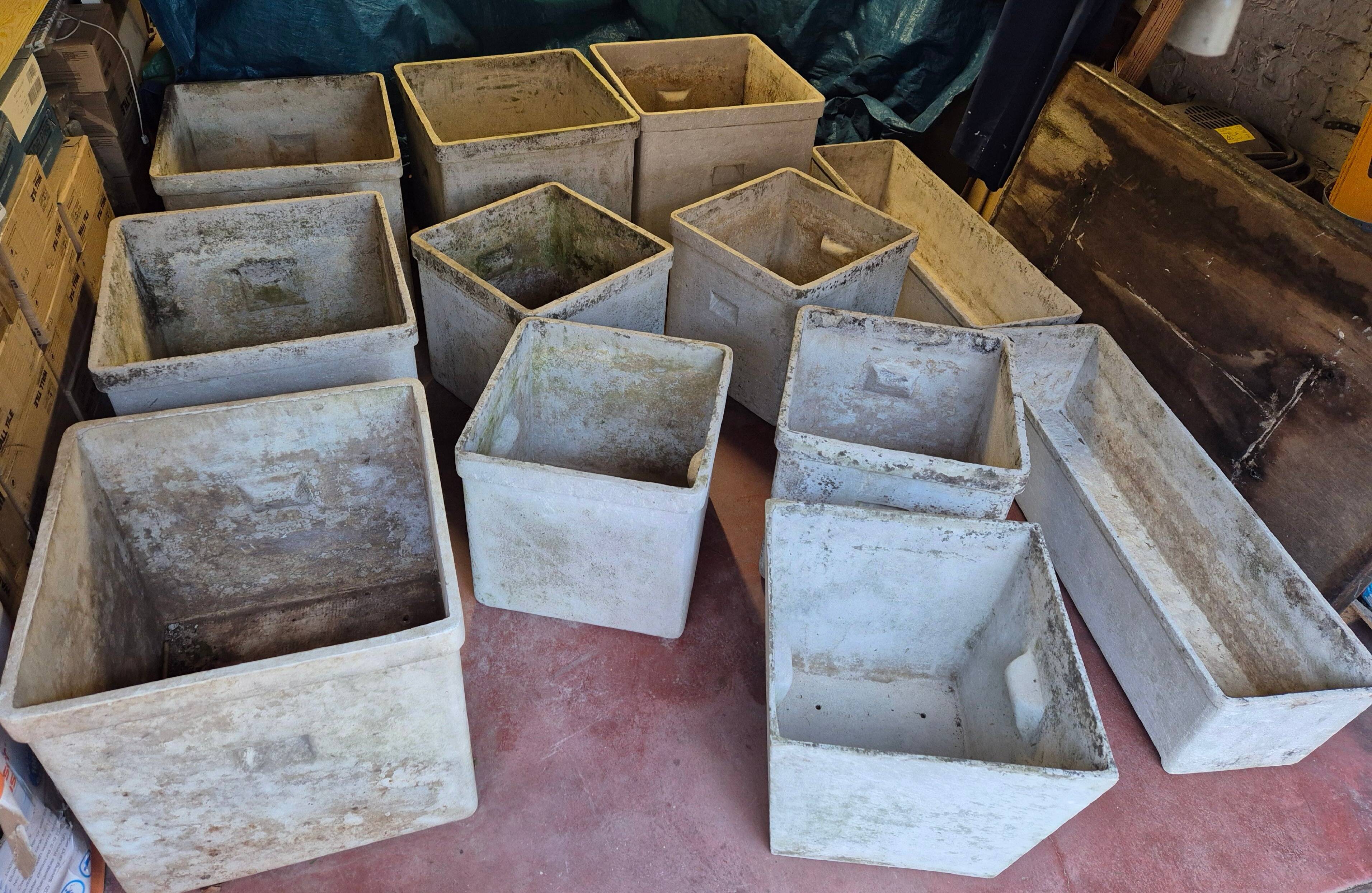 Set of fibreglass planters