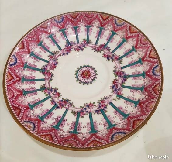 Victorian era Minton English cup