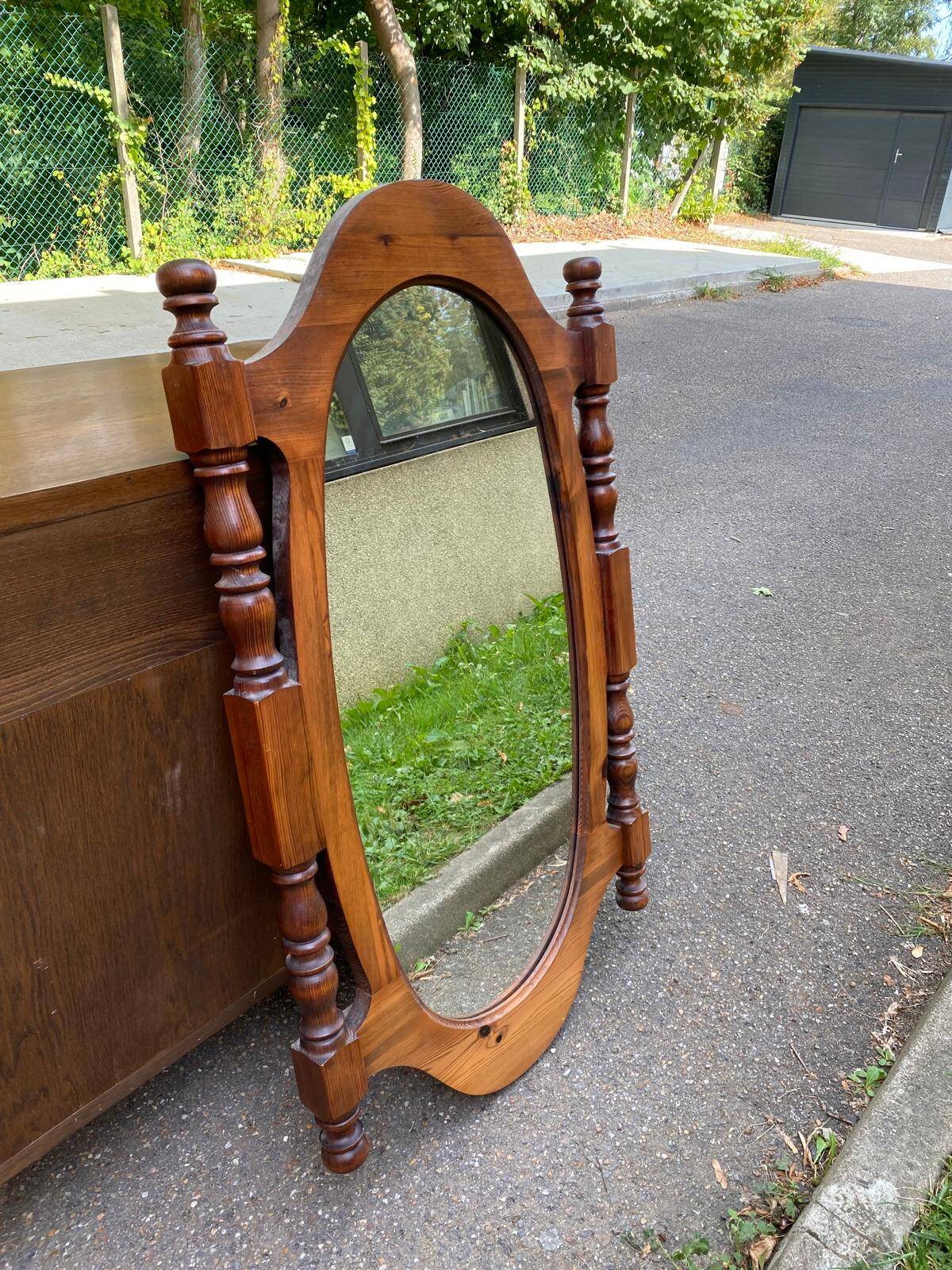 Vintage oval mirror in solid wood 1960 120x70