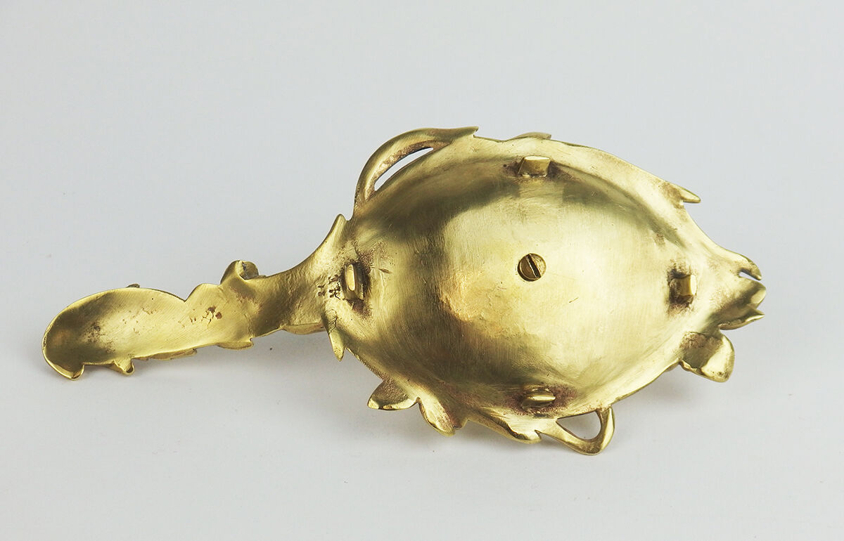 Art Nouveau candle holder in bronze by A Vogt