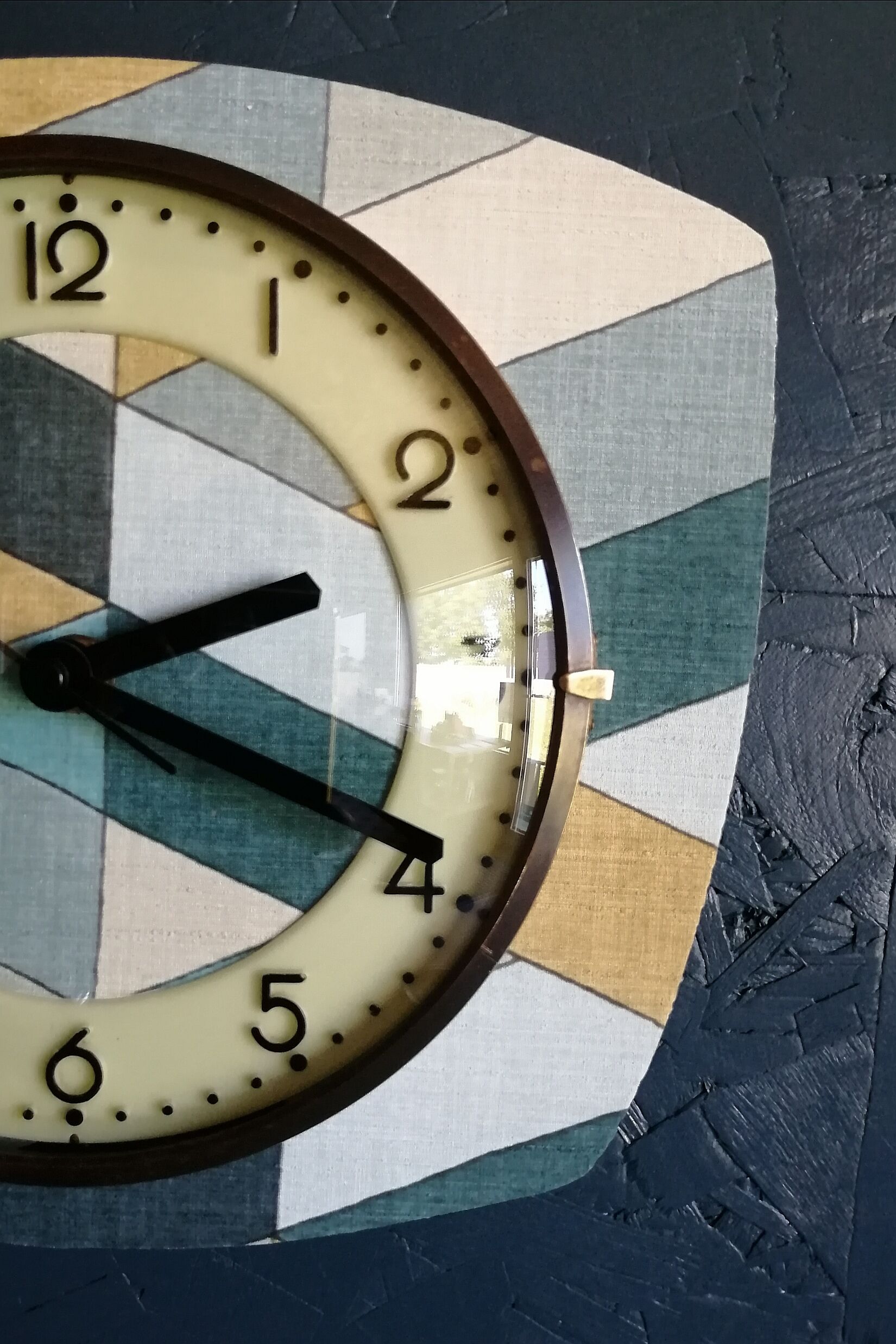 Clock formica vintage asymmetrical silent wall clock "Diamonds"