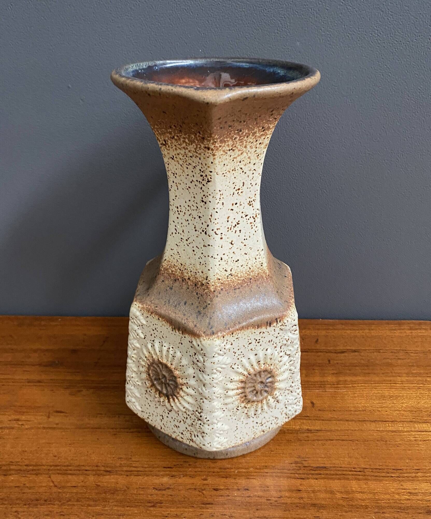 Uberlacker vase model 1866-25 West geramny pottery 1970s