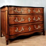 Chest of drawers crossbow louis XV in walnut XVIII th around 1750