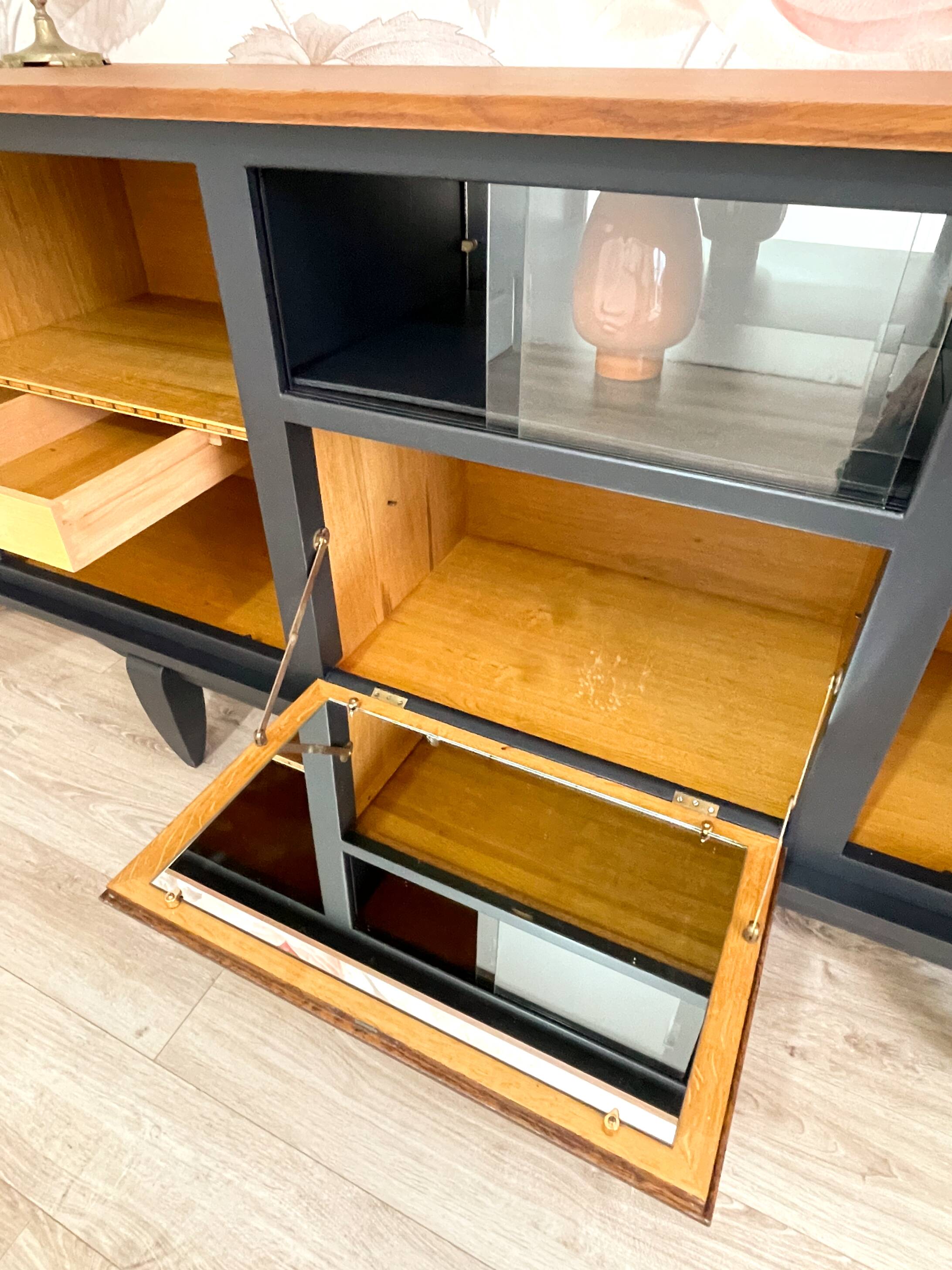 Revisited Vintage Enfilade