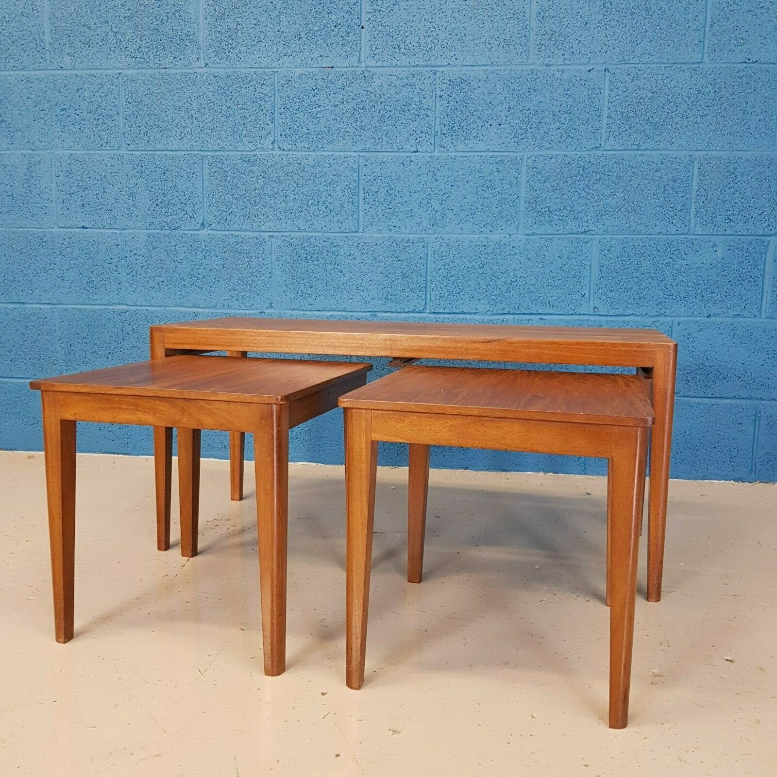Set of 3 low tables