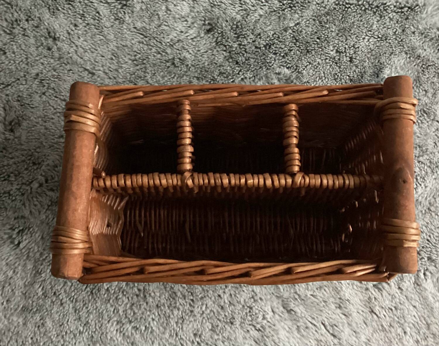 Panière en rotin pour couverts