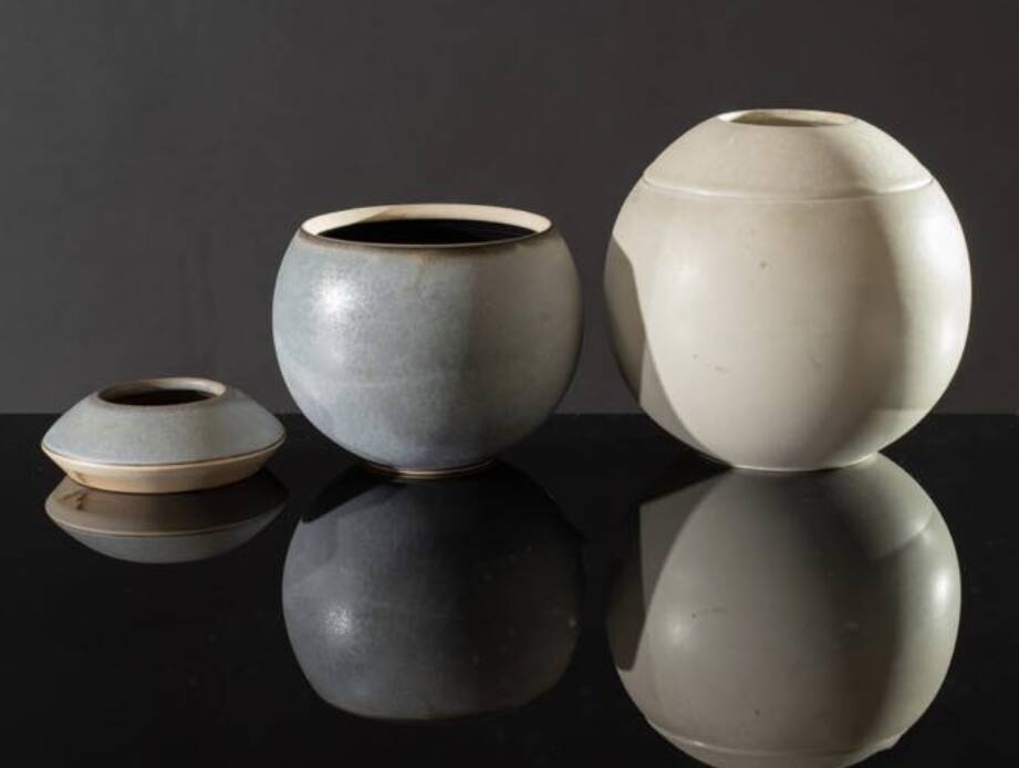 Mid-century Modern set of 2 gres vases, Franco Bucci Italy ca. 1960