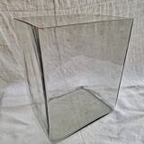 Molded glass vase 30 liters.