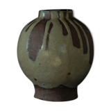 Ball vase in wild clay and soil