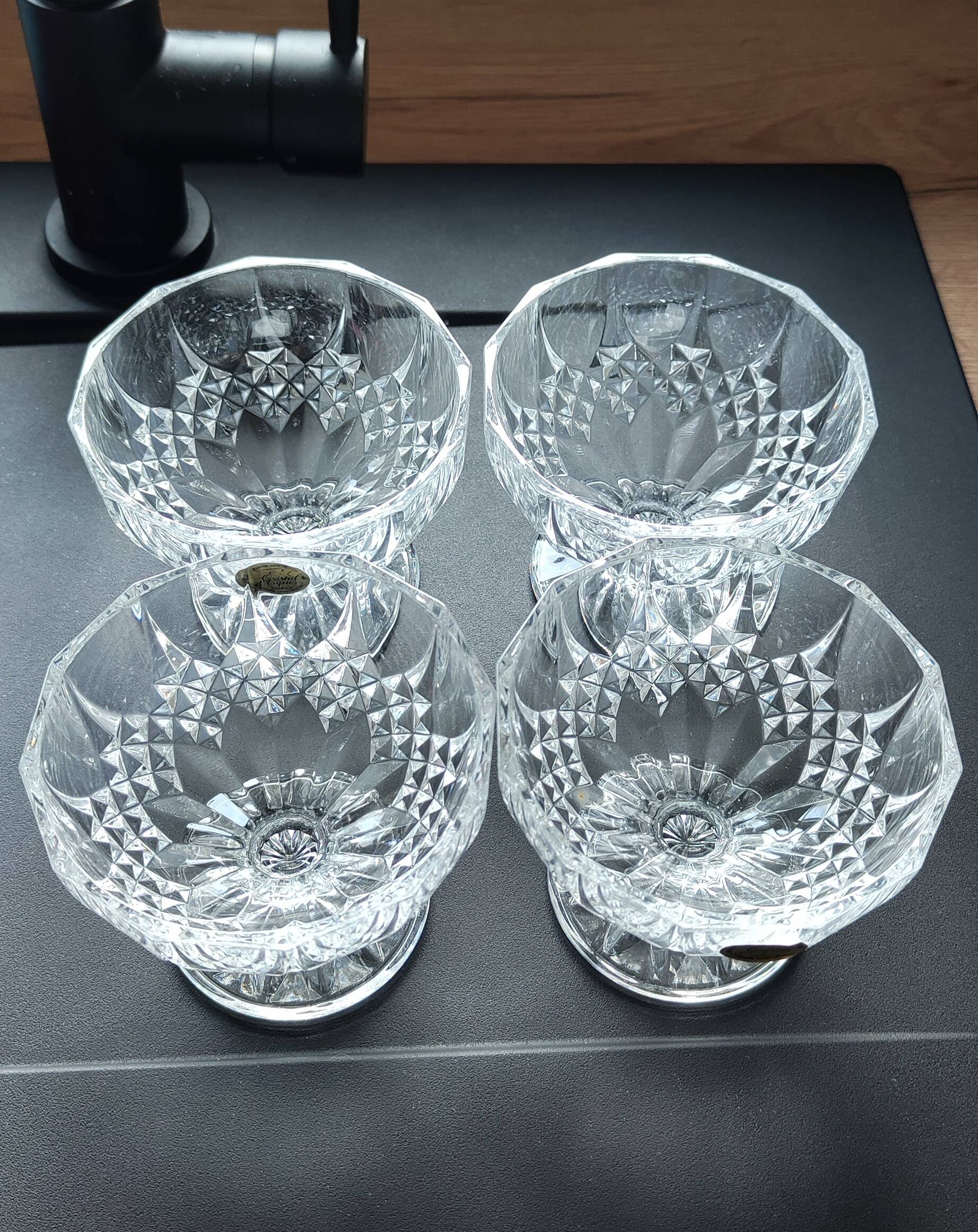 Set of 4 crystal fruit bowls